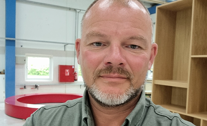 Martin Klein, direktør for Ribu Inventarsnedkeri i Silkeborg