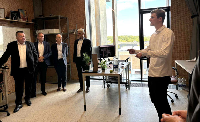 Bestyrelsen på besøg hos AAU Innovate